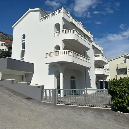 Cala Apartments Stanici Exterior photo